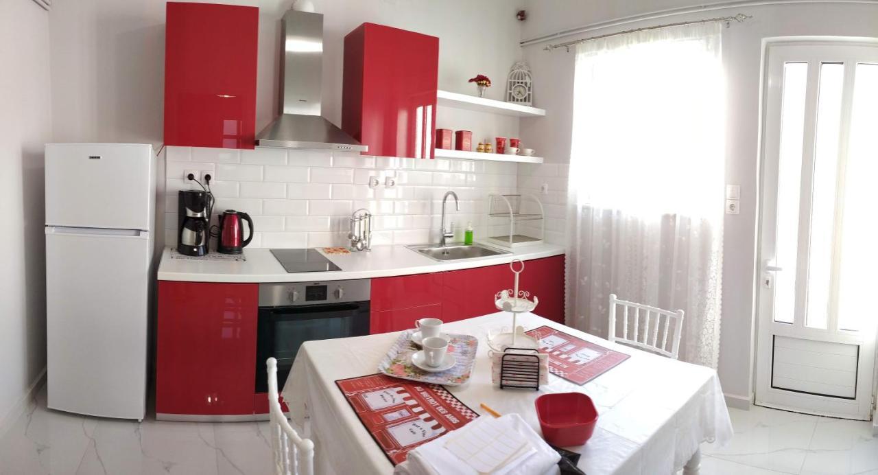 Sunday Apartment Chania 2B Bagian luar foto