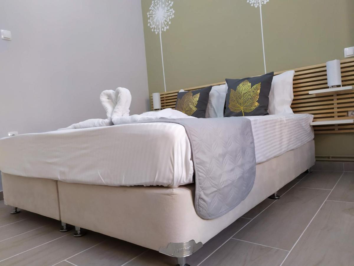 Sunday Apartment Chania 2B Bagian luar foto